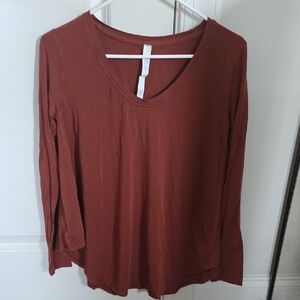 lululemon athletica Long Sleeve Top in Rust